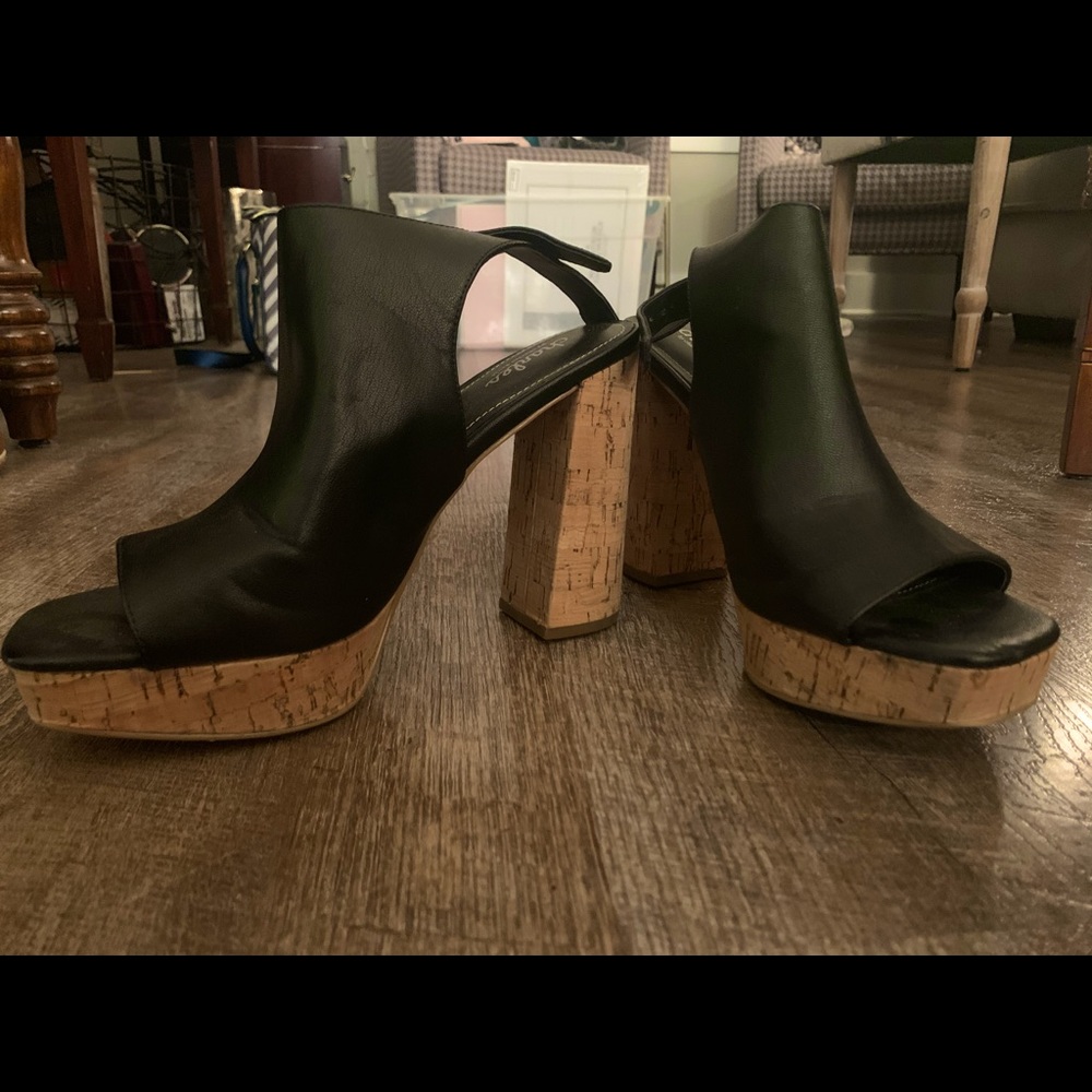 Charles by Charles David Platform Chunk Heel Pumps